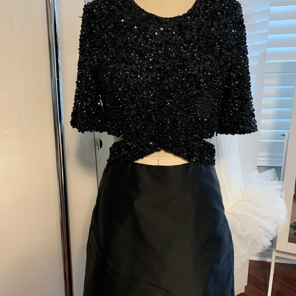 3.1 PHILLIP LIM Black Sequin Embellished Cutout Dress Size 6 Short Sleeve - Picture 2 of 15